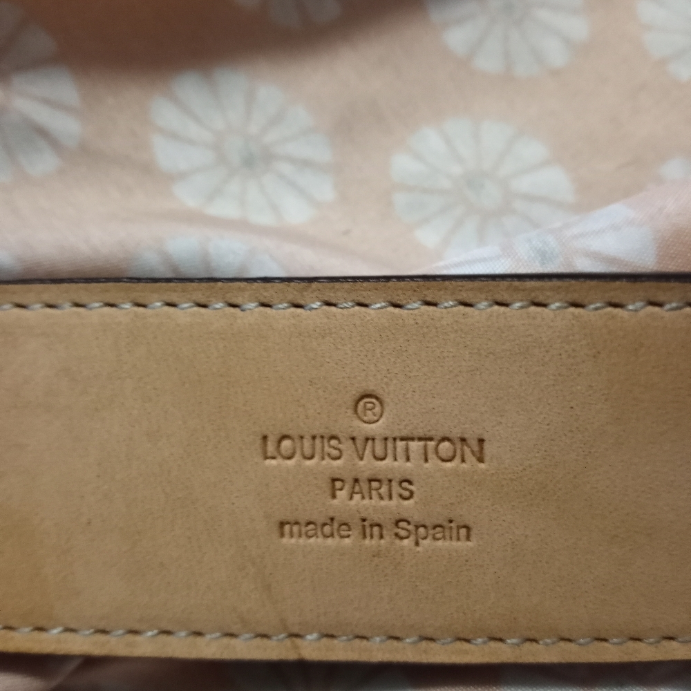 Authentic Womens Damier Louis Vuitton Belt - Picture 3 of 9